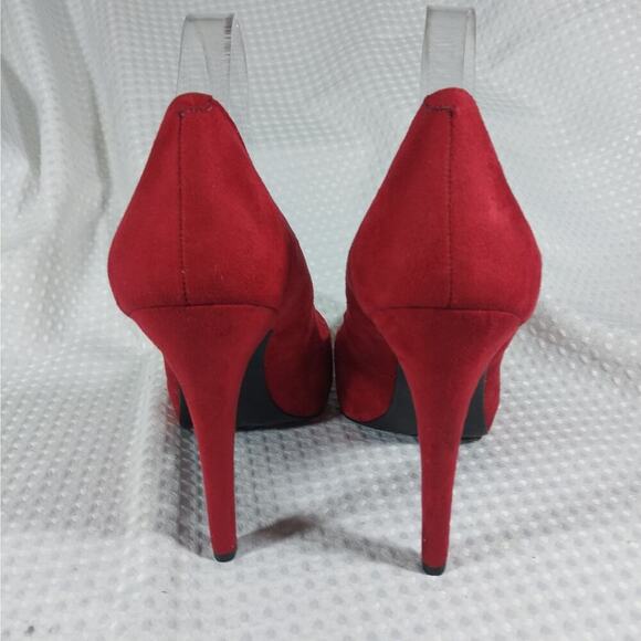 BCBGENERATION! RICH RED VEGAN SUEDE LEATHER PLATFORM STILETTO HEELS! SZ 9.5M - Picture 7 of 12